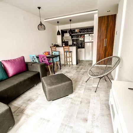 Chill Out Apartment Novi Sad Luaran gambar